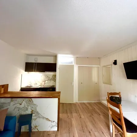 Grand Studio Cabine Pieds Des Pistes Allos